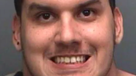 Ce a făcut acest american în ajunul Anului Nou, după ce mama sa l-a rugat să mute câteva cutii în podul casei