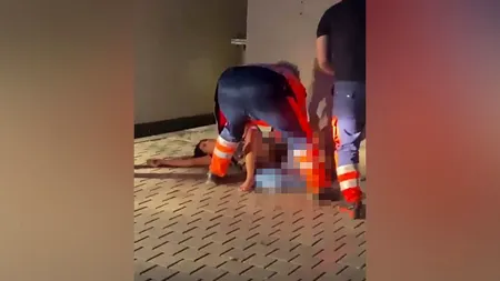 VIDEO | Filmată în timp ce a născut în curtea spitalului din Urziceni, pentru că nu mai erau paturi libere. Ce spune Ministerul Sănătății