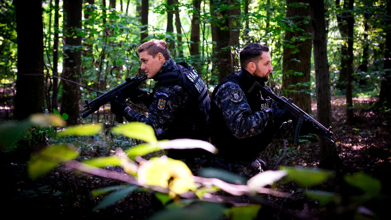 Campanie inedită a Poliției Române pe Facebook: Fotografii cu polițiști, însoțite de versurile lui Eminescu