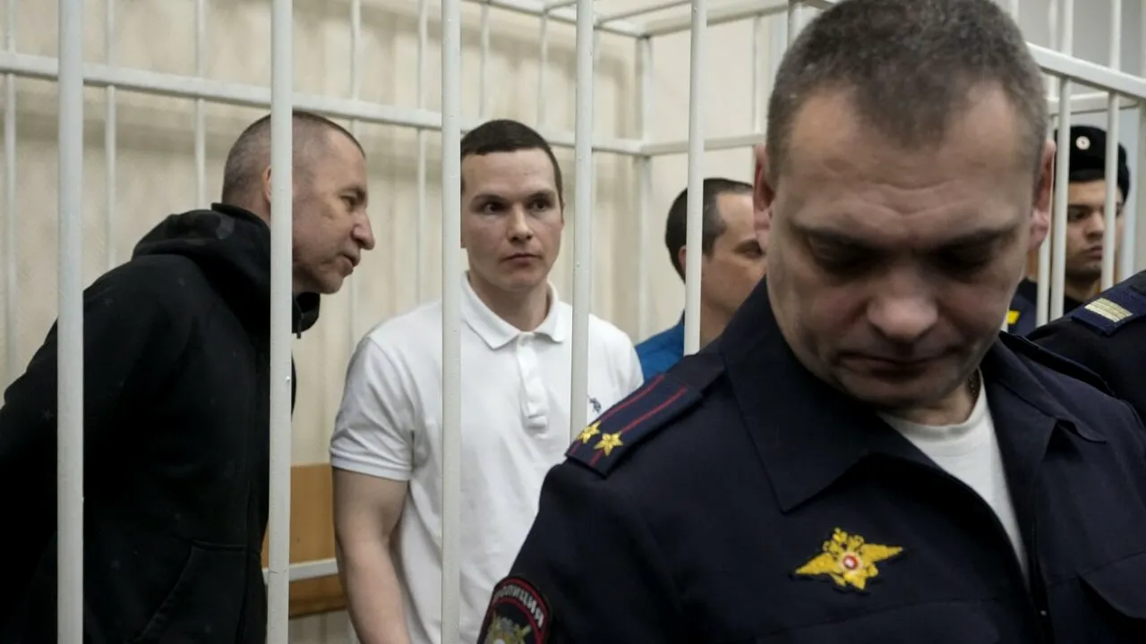 Trei avocați ai lui Alexei Navalnîi au fost CONDAMNAȚI pentru „activități teroriste”. Ei vor fi trimiși într-o colonie penală