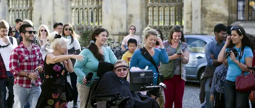 COVID-19. Cum ajută Stephen Hawking omenirea să lupte împotriva coronavirusului