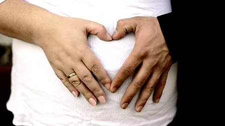 NĂSCUȚI CU CORONAVIRUS. Ce spun cercetările despre bebelușii născuți de mame infectate