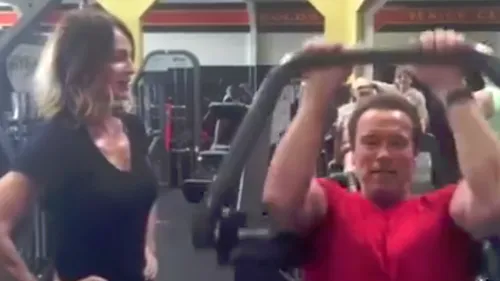 Arnold Schwarzenegger, antrenament sub îndrumarea Nadiei Comăneci