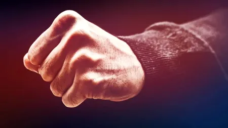 Dezvăluirea personalității în funcție de cum strângi pumnul. Fă și tu acest test simplu!