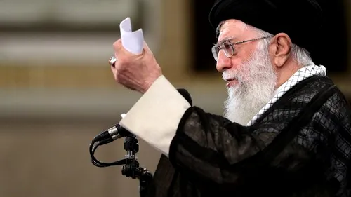 După decizia lui Trump, Ayatollahul Khamenei - sceptic și în privința europenilor