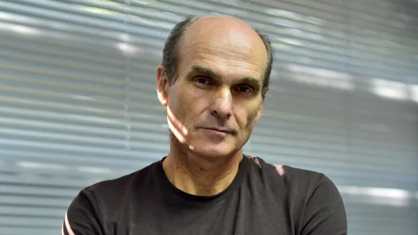 Cristian Tudor Popescu: De Paști, credincioșii ar trebui să mănânce doar lăcuste, miere și semințe