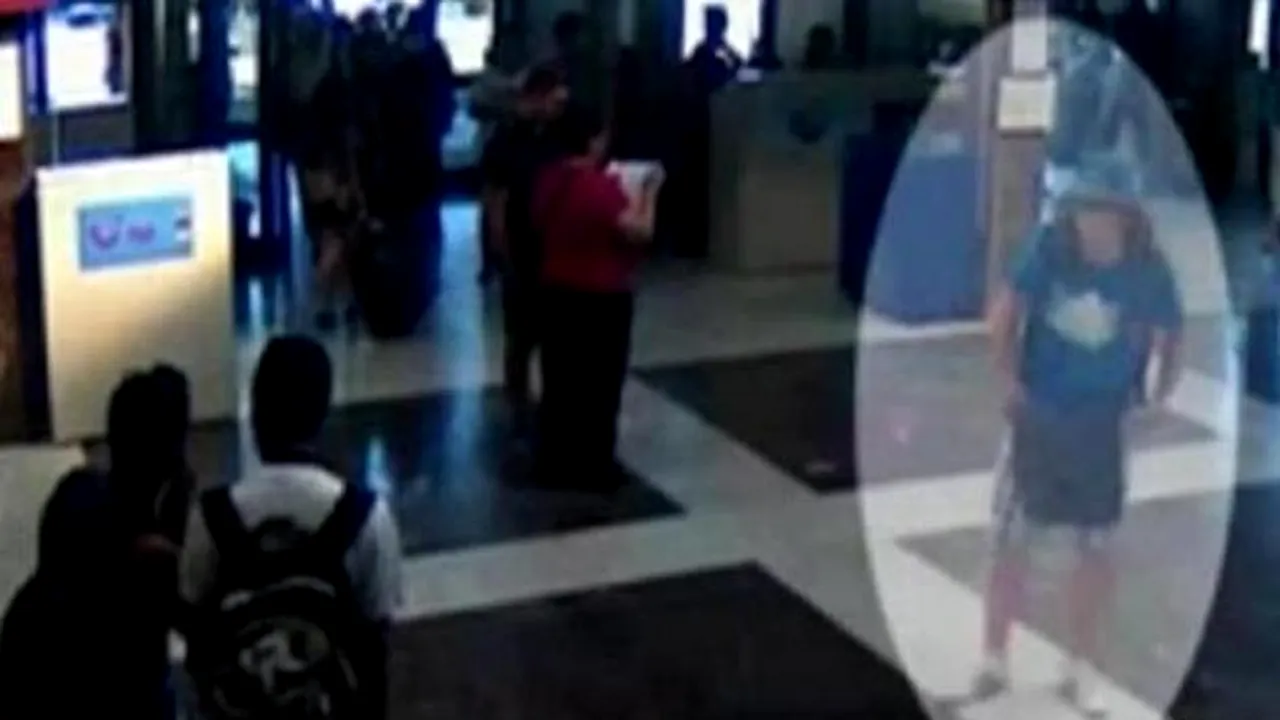 FOTOGRAFIA presupusului autor al ATENTATULUI DE LA BURGAS, publicată de INTERPOL