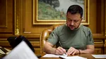 Gestul de ironie al lui Zelenski la adresa lui Putin. Președintele ucrainean a semnat un decret prin care „permite” organizarea paradei în Piața Roșie