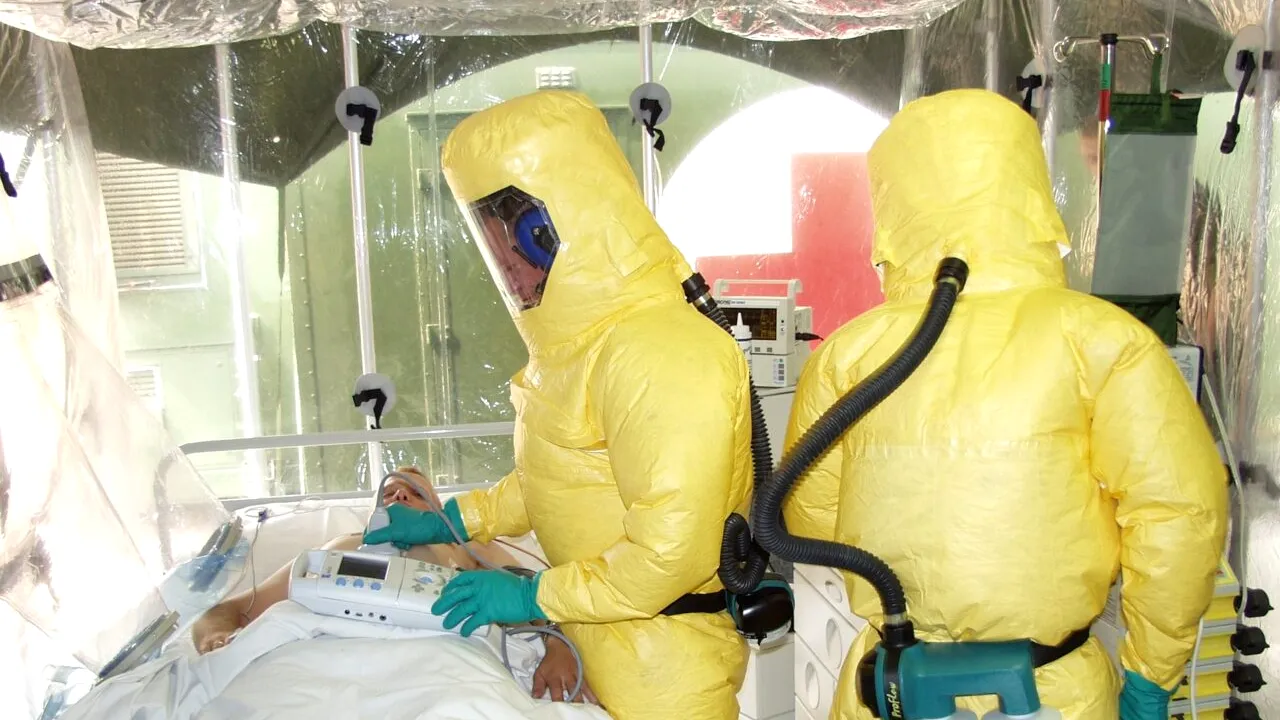 O țară intră în lockdown din cauza unui virus extrem de periculos. OMS este în alertă