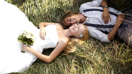 Înșelătorie de zile mari. O mireasă s-a prefăcut că este bolnavă de cancer ca să primească bani pentru o nuntă de vis. Cum s-a terminat totul