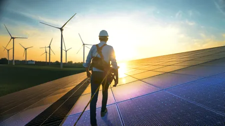 Câți bani ar economisi statul român dacă școlile și spitalele ar folosi ENERGIA în mod eficient