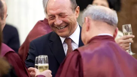 Curtea Constituțională promite că ia o decizie în privința referendumului într-o săptămână, la cererea scrisă a lui Traian Băsescu