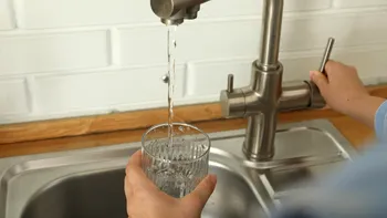 Orașul din România, unde se oprește apa noaptea. Care este motivul