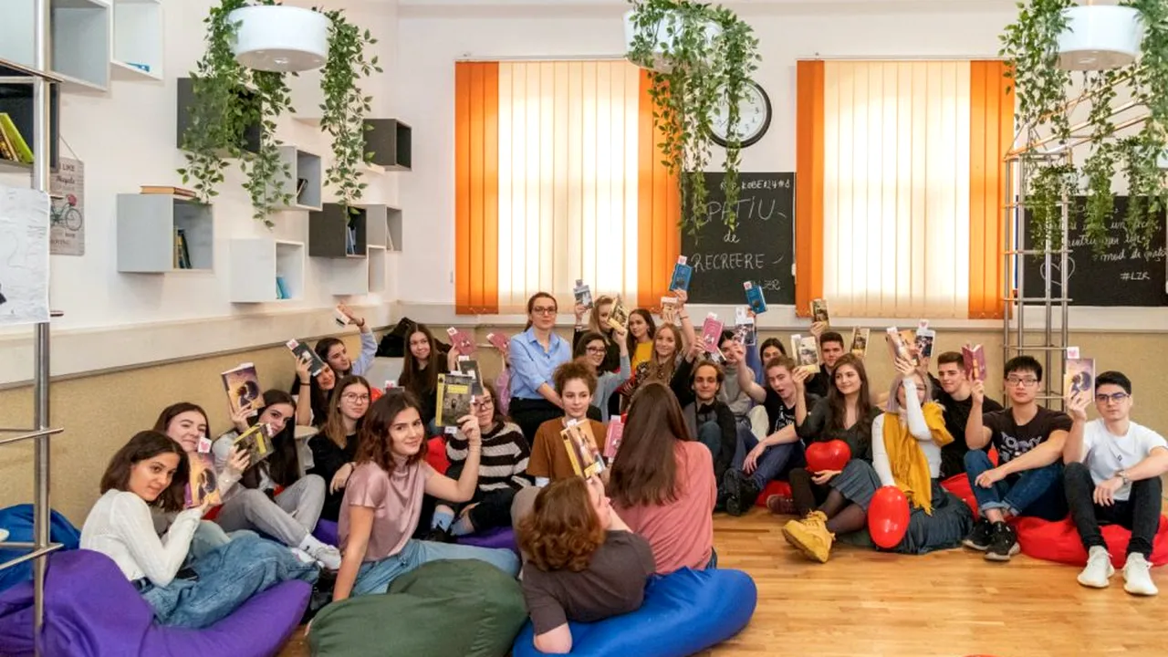 Valentine’s Day. Elevii la „Gheorghe Lazăr”, provocați să se îndrăgostească de o carte