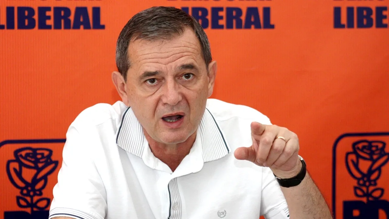 Europarlamentar PDL: „În loc să stea să se întâlnească zi de zi cu comisarii, cu prim-miniștrii care au venit la Congresul PPE, Guvernul a organizat pe stadion ditamai întrecerea socialistă. Eu nu înțeleg