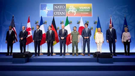 Marea Britanie se va consulta cu aliații din NATO pentru soluții de menținere a asistenței pentru Ucraina, în contextul crizei politice din SUA