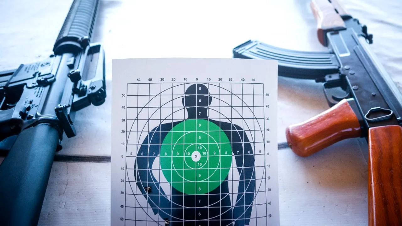 Accident grav la poligonul de tragere din orașul Târgu-Cărbunești: Bărbat împușcat în cap de la 2 kilometri distanță