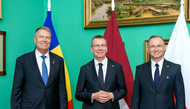 <span style='background-color: #dd9933; color: #fff; ' class='highlight text-uppercase'>ACTUALITATE</span> România, Polonia și Letonia avertizează asupra amenințărilor hibride ale RUSIEI / Declarația președinților celor trei țări