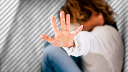 O fată de 15 ani a fost violată pe o stradă din Capitală. Pe agresor îl cunoscuse online