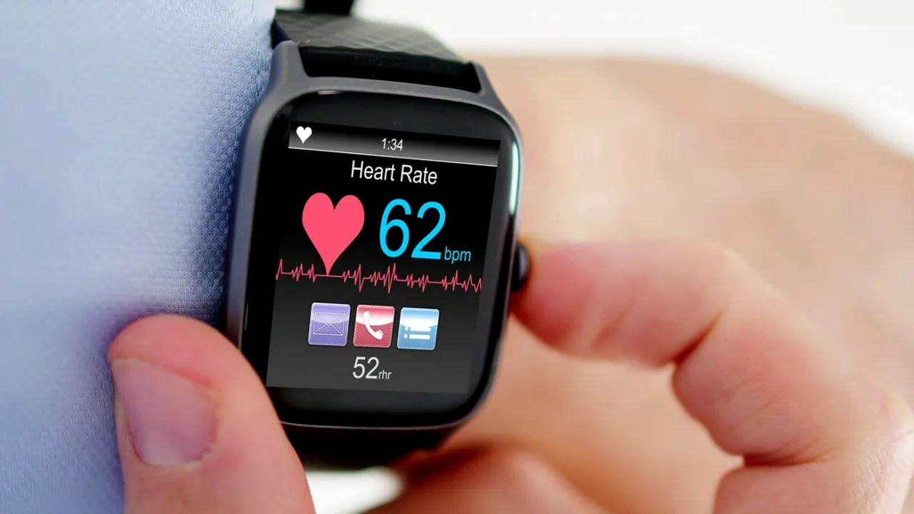 Ceasul care îți poate salva viața. Smartwatch, combinat cu inteligența artificială, poate descoperi afecțiuni cardiace ascunse