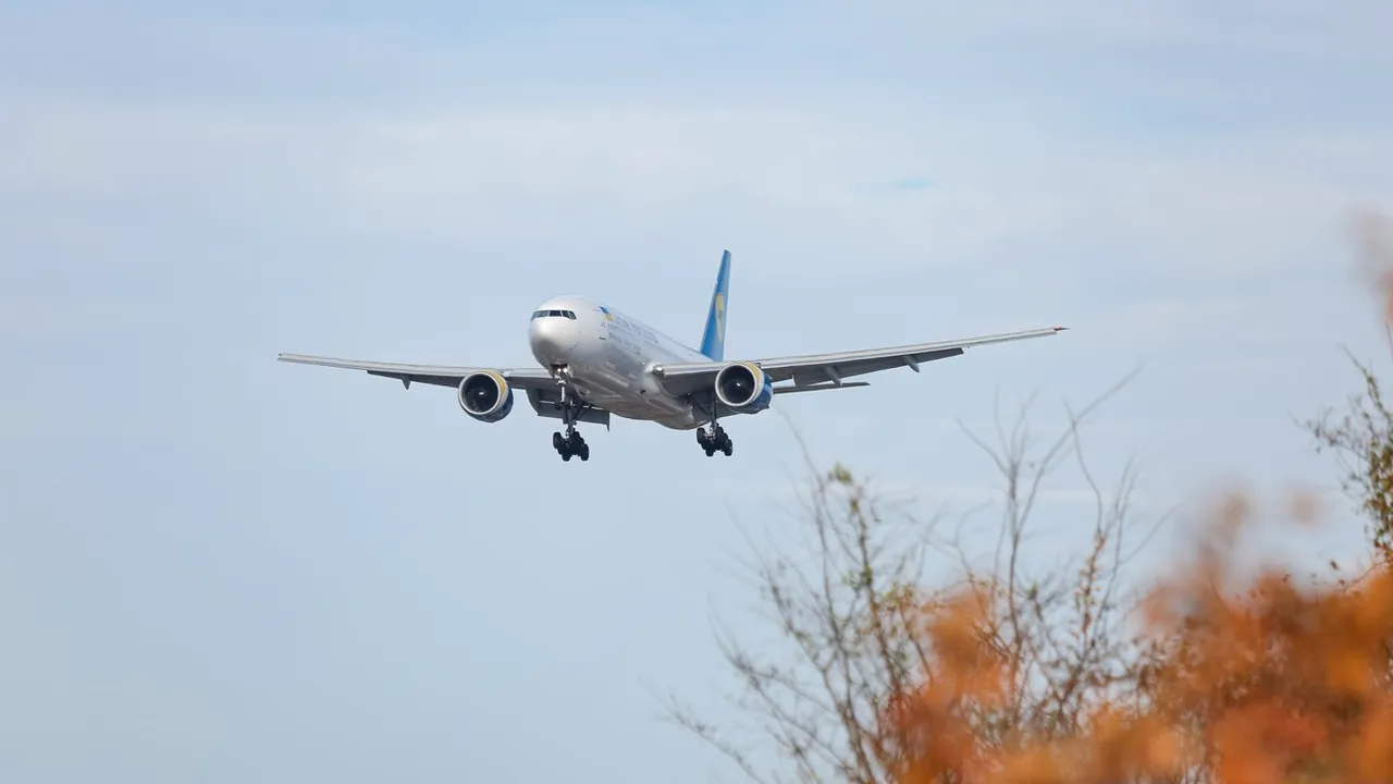 Oligarhii se grăbesc să plece din Ucraina. Zeci de zboruri private organizate într-o singură zi