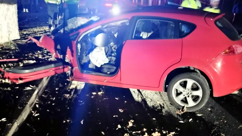 Accident mortal în Prahova! Un tânăr și-a pierdut viața după ce s-a izbit cu mașina de un copac