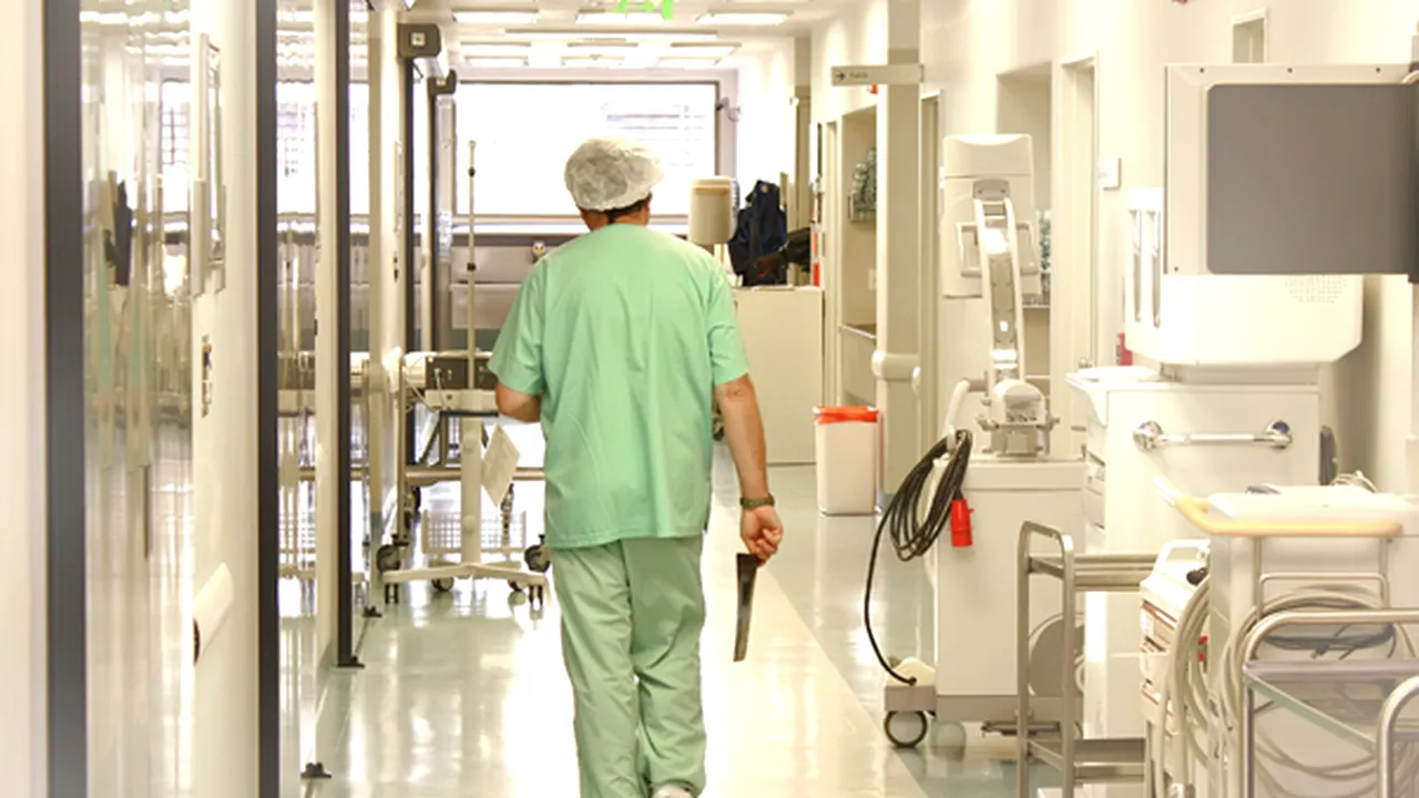 Metodă INOVATOARE de a ANTICIPA riscul unui INFARCT. Află ce AMĂNUNT din tomografie te avertizează asupra atacului de cord