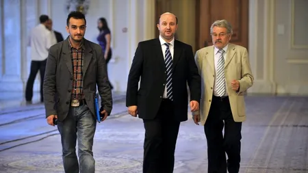 Chițoiu: Vrem dublă listare pentru companiile de stat din energie, la BVB și pe burse externe