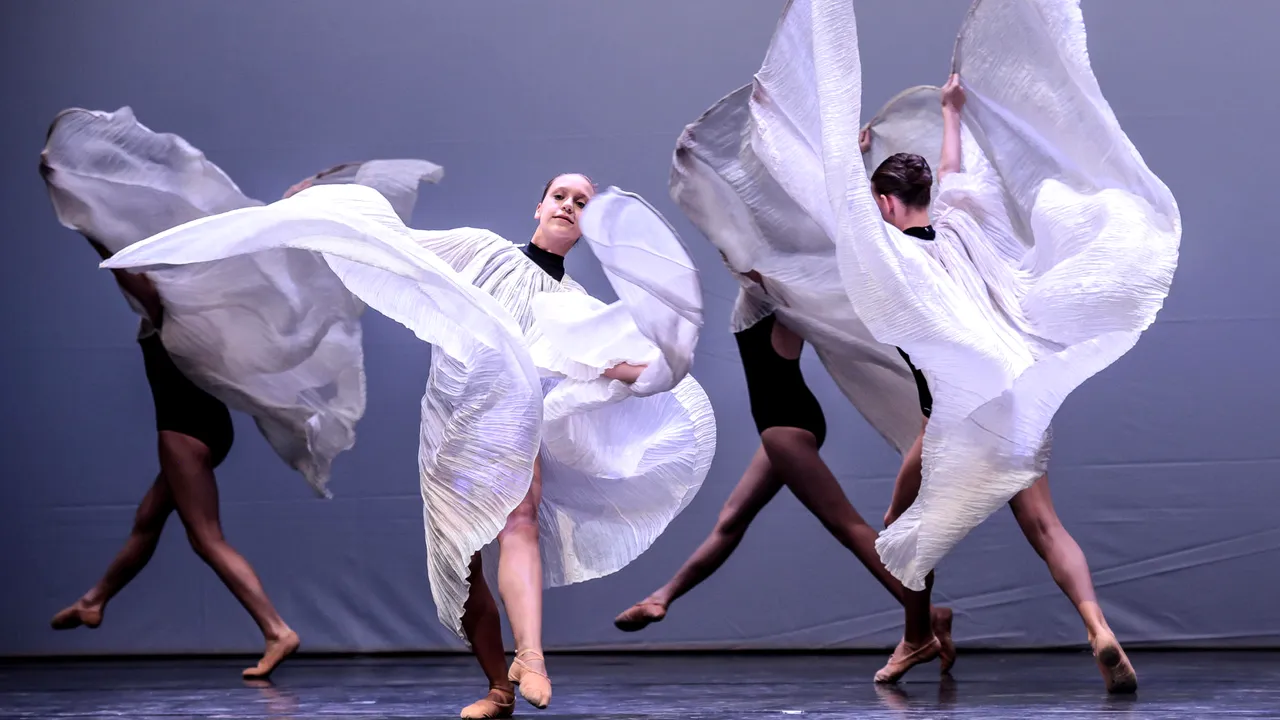 Spectacol inedit. Balet inspirat de DANSUL lui Mick Jagger și pe MUZICA The Rolling Stones, prezentat în Rusia