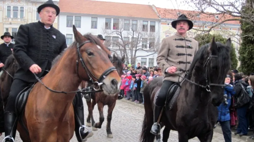 De 15 Martie, vicepremierul ungar Semjen Zsolt - călăreț  prin Târgu Secuiesc