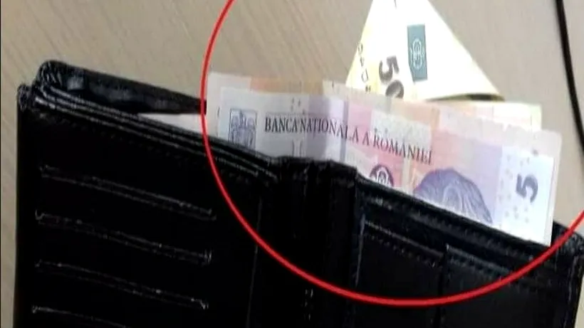 Ce se întâmplă dacă ții o bancnotă împăturită triunghi în portofel. Nu știai asta