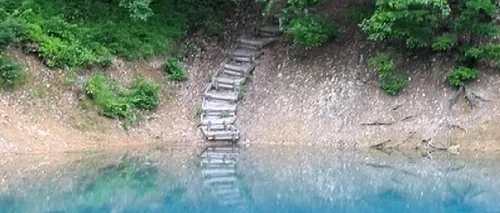 Lacul Albastru, unul din monumentele naturale din România, va fi inclus în circuitul turistic