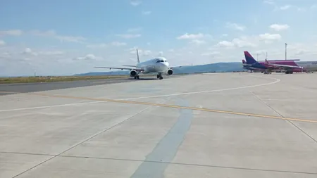 Planul roșu de intervenție a fost activat pe Aeroportul din Iași. Un avion cu 107 pasageri a anunțat că are sistemul de navigație stricat - VIDEO