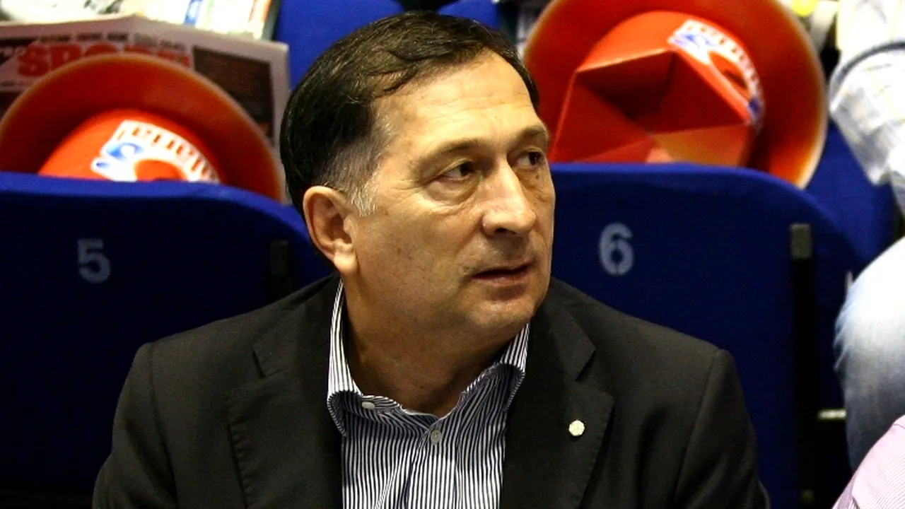 Crăciunescu ironizează modul în care Burleanu s-a îmbărcat la Gala Euro-1984. Șeful FRF spune că 