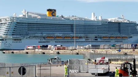 Doi turiști chinezi, în carantină la bordul unei nave de croazieră, în Italia / Mii de pasageri, blocați