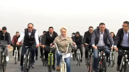 Deputat USR: Doamna Dăncilă, noi în Moldova vrem autostrăzi pe bune, nu PR pe biclă pe centura Bacăului