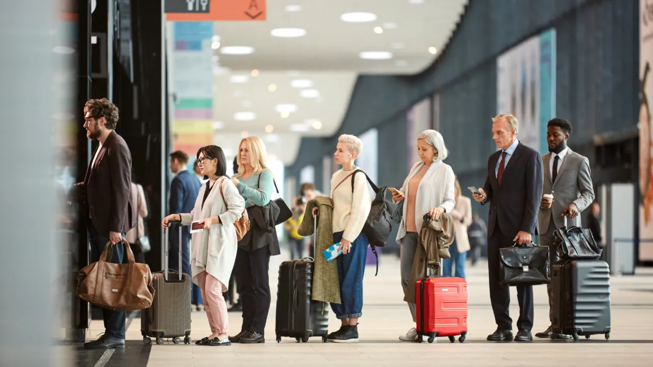 Cum procedezi dacă ți-ai pierdut bagajele în timpul călătoriei. SUMA maximă pentru care poți fi despăgubit