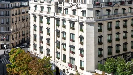 Hotel de lux din Paris, jefuit. Hoții au furat bijuterii în valoare de 100.000 de euro