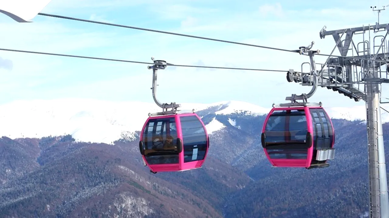 La iarnă, turiștii care merg la schi la Sinaia ar putea avea o surpriză plăcută. Există, însă, câteva detalii pe care trebuie să le știm