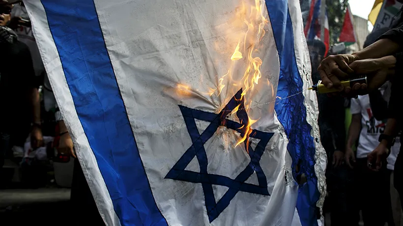 LEGE ADOPTATĂ. Arderea sau distrugerea oricărui steag al unei națiuni sau al Uniunii Europene se pedepește în Germania. Legea a fost adoptată în urma plângerilor cu privire la arderea steagului israelian