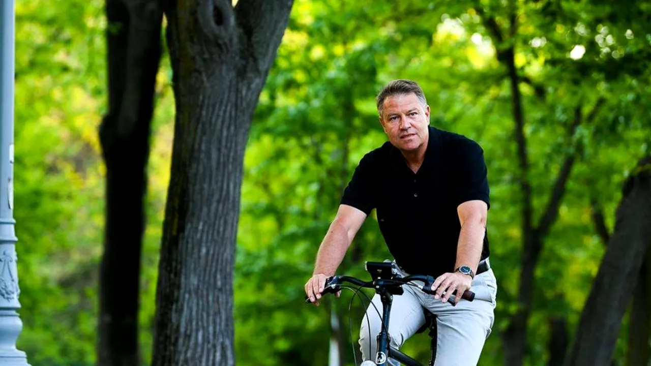 Iohannis, pe bicicletă de Ziua Mondială fără mașini