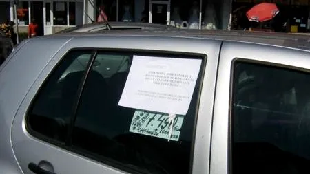 Șoferii care vor să își vândă mașinile în plină stradă, amendați
