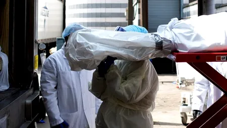 Camioane frigorifice, în pregătire. Spitalul Municipal din Caransebeș, fără locuri la morgă: „Avem nevoie de aprobarea DSP”