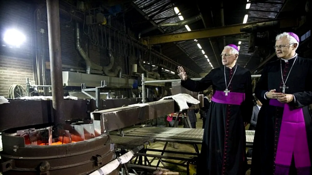 Unde se lucrează viitoarele nouă clopote care se vor auzi la Catedrala Notre-Dame 