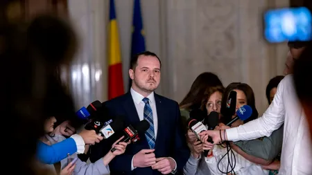 Alexandru Rogobete îi cere şefului Casei Naţionale de Sănătate să publice situaţia financiară reală din sistem