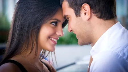 Cum cucerești o femeie cu ajutorul unui SMS