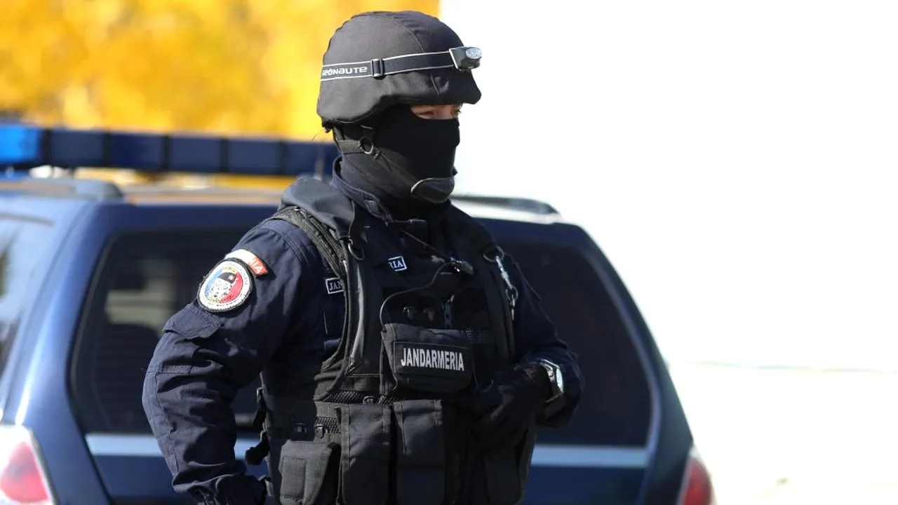 ȘOCANT. Un jandarm s-a împuşcat în cap, în timp ce păzea un centru de carantină