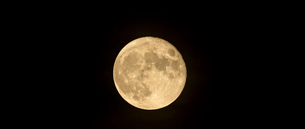 Cum ne afectează eclipsa de Lună „sângerie” de marți, 8 noiembrie. Astrolog: Este însoțită de o planetă responsabilă de evenimente imprevizibile