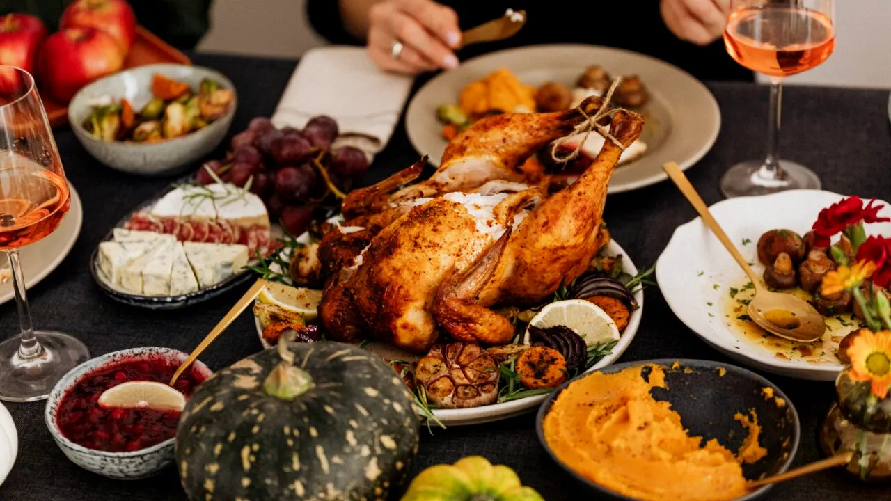 Un cunoscut virusolog român din SUA avertizează: „Mare atenție la dieta de tip Western!”