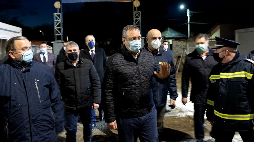 Nicolae Ciucă: Cei 18 cetăţeni români care lucrează în domeniul petrolier și erau blocaţi în Ucraina au intrat pe jos în PTF Siret. Mă bucur ca au ajuns cu bine în ţară